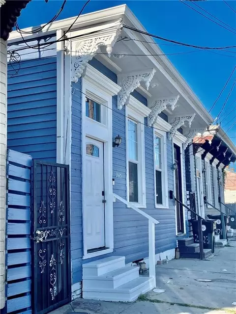 2423 25 Freret St, New Orleans, LA 70113