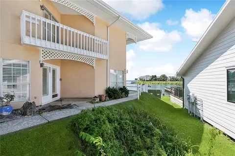 807 Topsl Dr #807, Mandeville, LA 70448