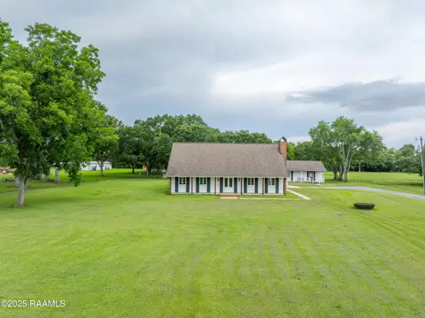 1243 Huval Rd, Breaux Bridge, LA 70517