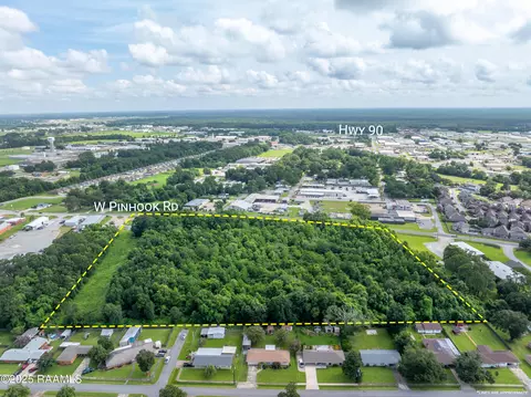 3744 W Pinhook Rd, Broussard, LA 70518 photo 3