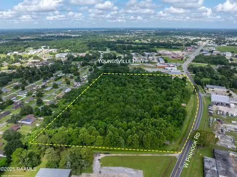 3744 W Pinhook Rd, Broussard, LA 70518