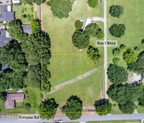 511 Fortune Rd, Youngsville, LA 70592