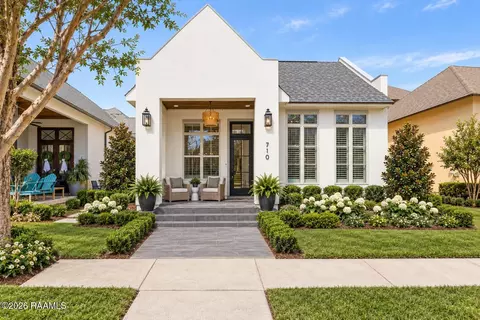 710 Harbor Rd, Youngsville, LA 70592