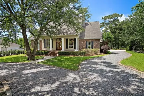444 Trailhead Dr, Abita Springs, LA 70420