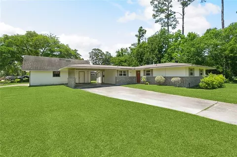 409 Markham Dr, Slidell, LA 70458 photo 1