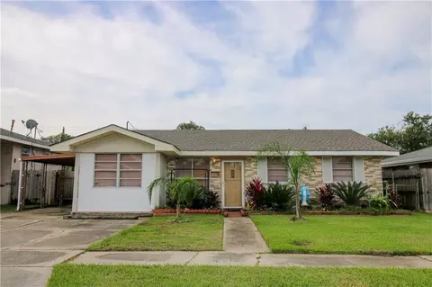 1620 Maplewood Dr, Harvey, LA 70058