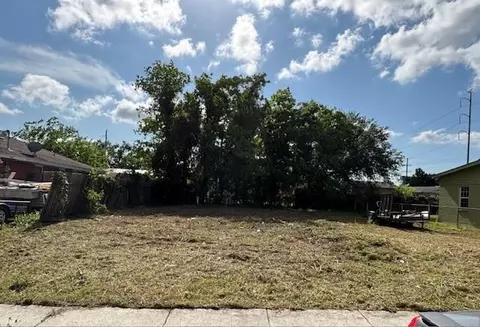4934 Longfellow Dr, New Orleans, LA 70127