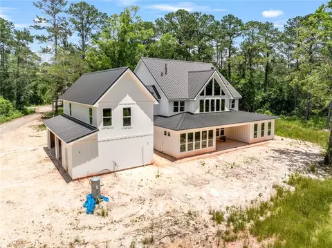 Exterior - 1190 Dove Park Rd, Covington, LA 70433 photo 6 of 12