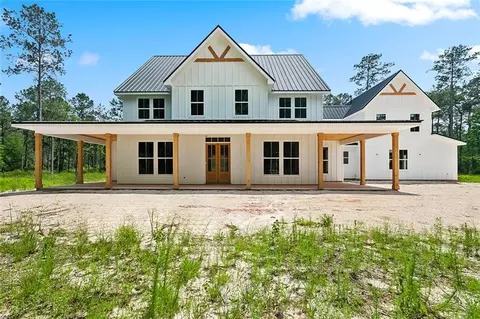 1190 Dove Park Rd, Covington, LA 70433