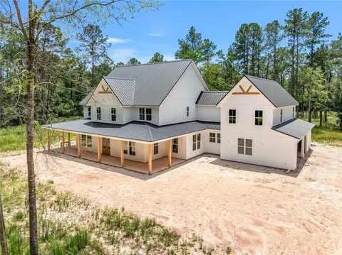 Exterior - 1190 Dove Park Rd, Covington, LA 70433 photo 2 of 12
