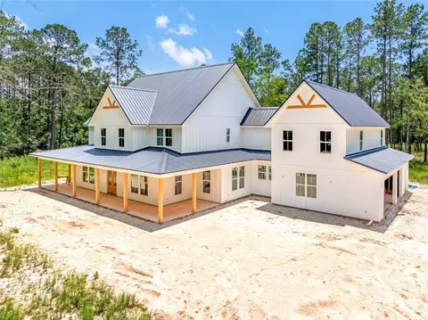 Exterior - 1190 Dove Park Rd, Covington, LA 70433 photo 4 of 12