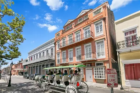 627 Ursulines Ave #9, New Orleans, LA 70116