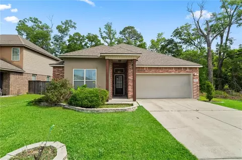 16973 River Park Dr, Covington, LA 70435