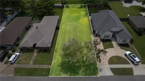 617 Woodward Ave, Harahan, LA 70123