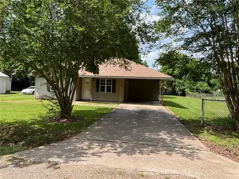 706 Chennault St, Bunkie, LA 71322