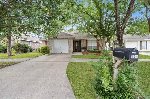 374 E Suncrest Loop, Slidell, LA 70458 photo 1