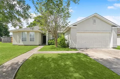 1124 Indigo Ct, Slidell, LA 70460 photo 1