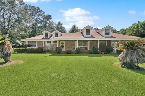 2675 S Columbia St, Bogalusa, LA 70427