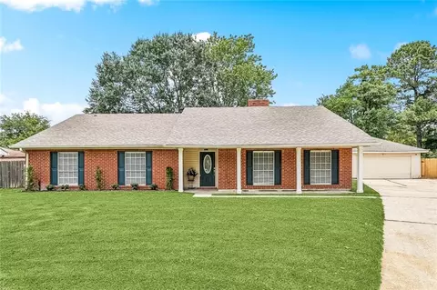 414 Pine Forest Dr, Slidell, LA 70458 photo 1