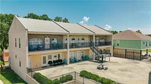 548 W Beach Blvd #145, Long Beach, MS 39560