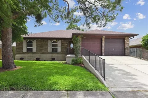 333 Bertolino Dr, Kenner, LA 70065