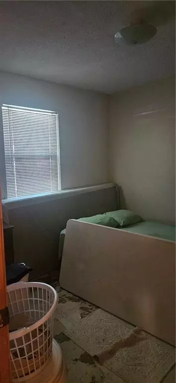 Bedroom - 72422 Rose St, Covington, LA 70435 photo 2 of 3