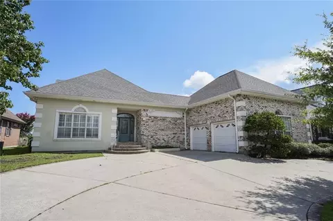 56 Oak Tree Dr, Slidell, LA 70458
