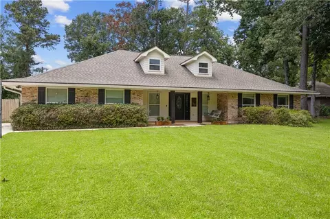 426 Devon Dr, Mandeville, LA 70448 photo 1