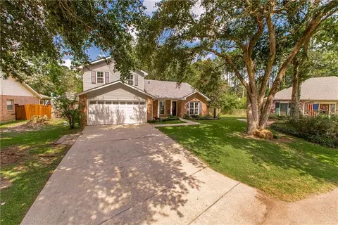 102 Gilmore Cir, Covington, LA 70433 photo 1