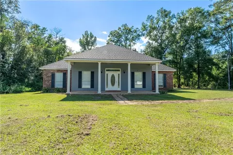 54225 Passman Rd, Loranger, LA 70446