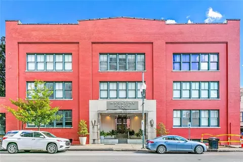 760 Magazine St #303, New Orleans, LA 70130