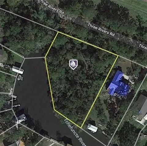 17515 Three Rivers Road, Covington, LA 70433