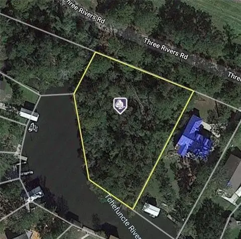 17515 Three Rivers Road, Covington, LA 70433