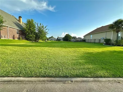 234 Spinnaker Dr, Slidell, LA 70458 photo 2