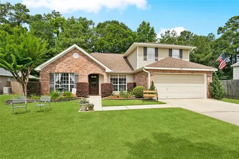 240 Emerald Crk W, Abita Springs, LA 70420