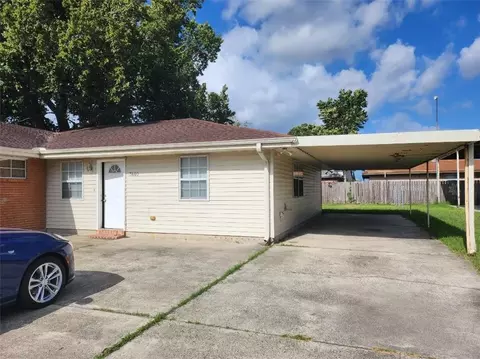 3438 40 Jackson Blvd, Chalmette, LA 70043