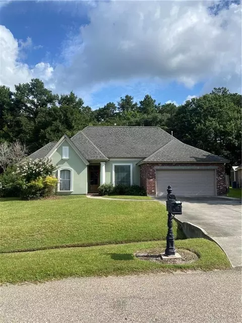 329 Autumn Lakes Rd, Slidell, LA 70461