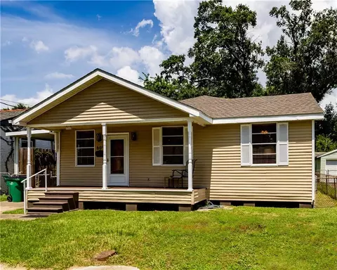 609 Tucker Ave, Jefferson, LA 70121