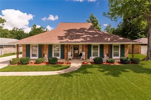 319 Devon Rd, Laplace, LA 70068 photo 1