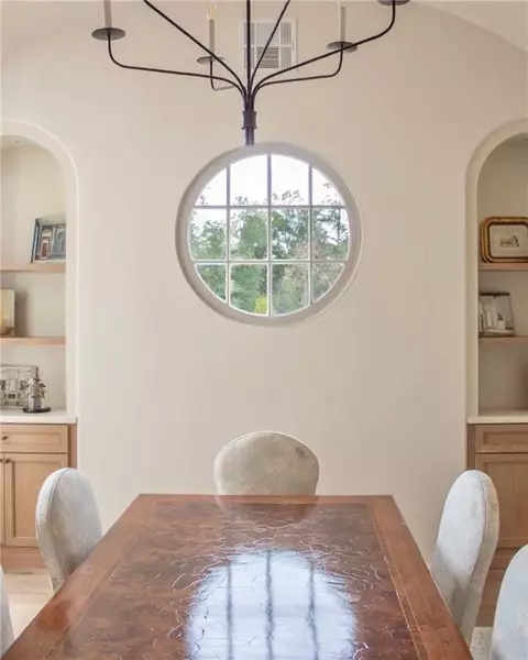 Dining - 10 Thunderbird Dr, Covington, LA 70433 photo 2 of 2