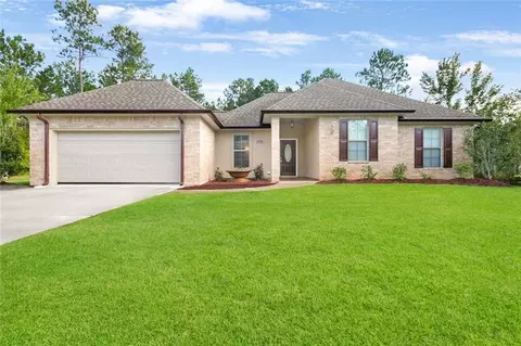 132 Eagle Landing Dr, Covington, LA 70435