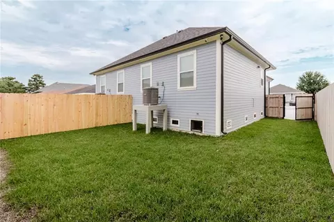 Exterior - 8532 Regiment Dr, Chalmette, LA 70043 photo 6 of 6