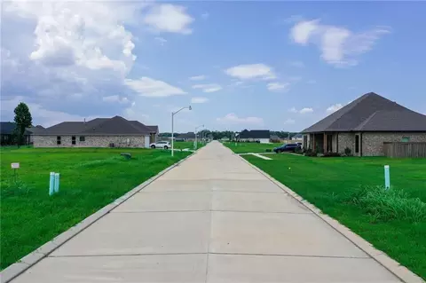 328 Sophia Dr, Luling, LA 70070 photo 6