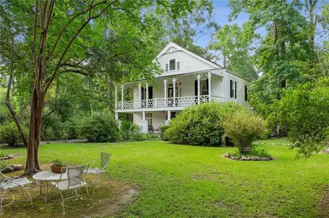 22128 5th St, Abita Springs, LA 70420