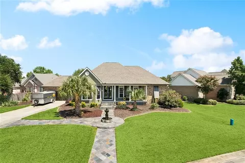 8 Oak Tree Dr, Slidell, LA 70458 photo 1