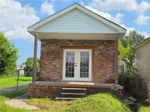 2365 N Tonti St, New Orleans, LA 70117