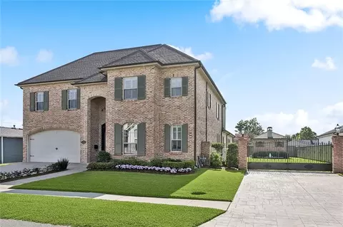 1435 Cherokee Ave, Metairie, LA 70005