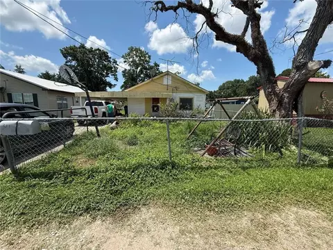 311 E Magnolia Ave, Eunice, LA 70535 photo 1
