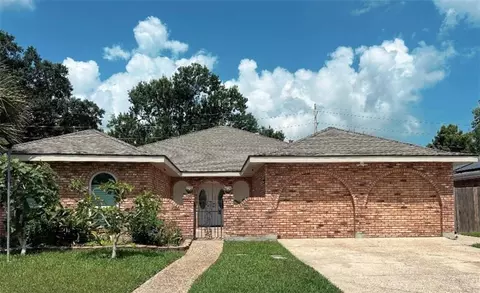 3349 Cannes Pl, Kenner, LA 70065 photo 1