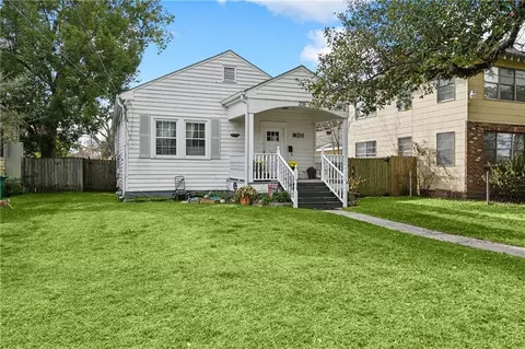 208 Central Ave, Jefferson, LA 70121